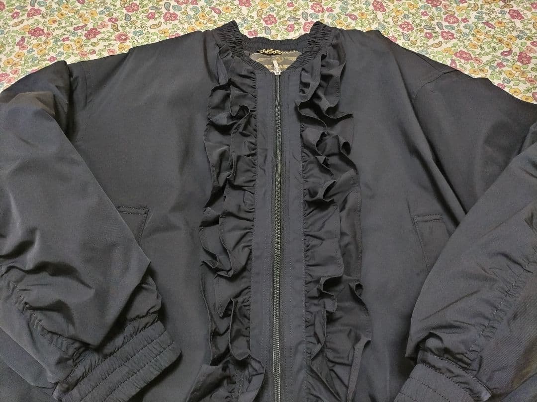 専用出品ジェーンマープル　フロントフリルパディングジャケット