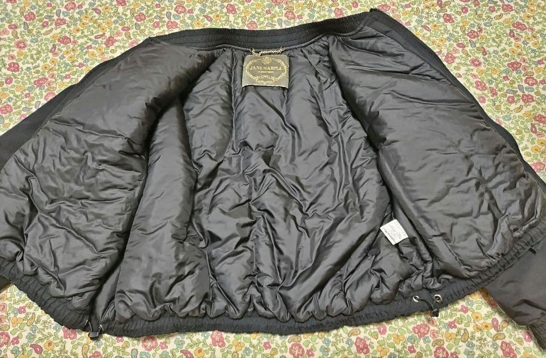 専用出品ジェーンマープル　フロントフリルパディングジャケット