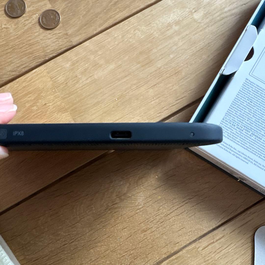 【液晶カバー付済】Kobo Sage 電子書籍リーダー　8インチ　動作確認済