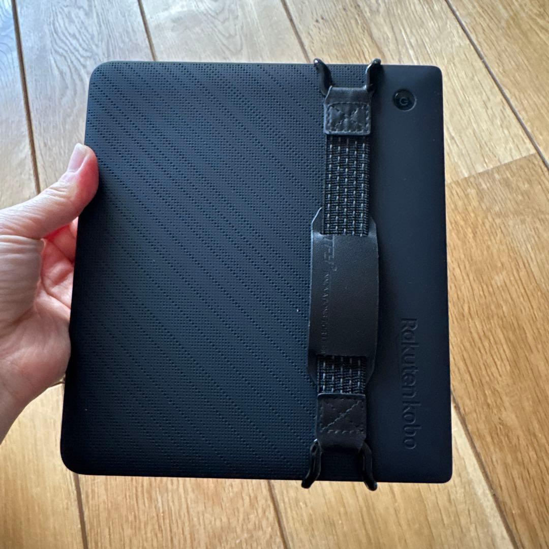 【液晶カバー付済】Kobo Sage 電子書籍リーダー　8インチ　動作確認済