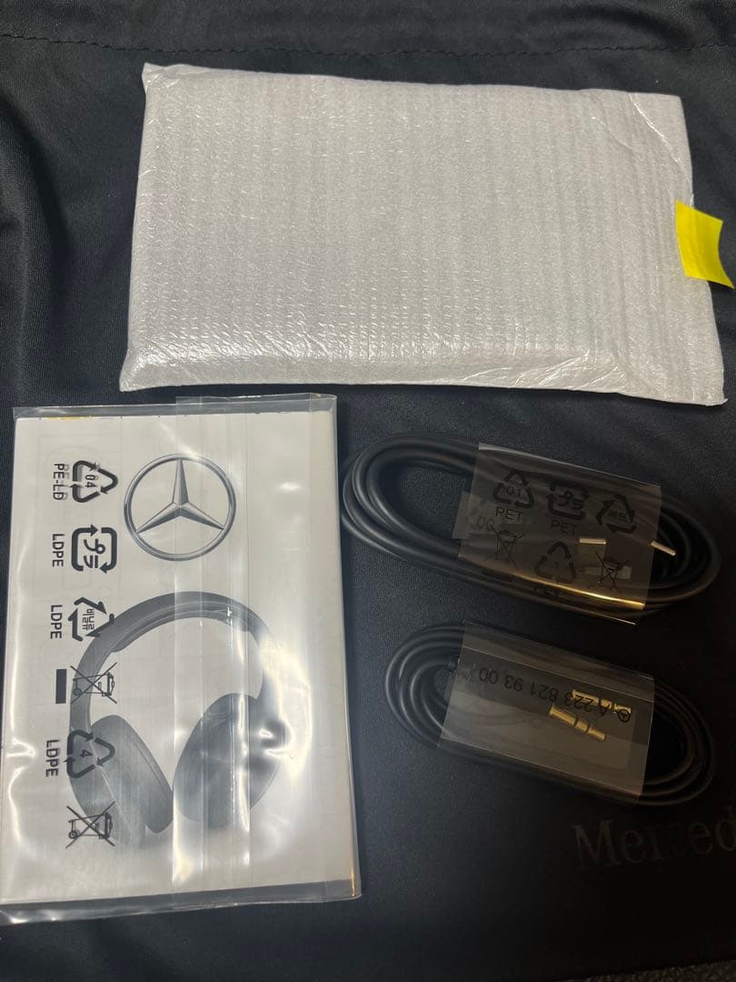 メルセデス　ベンツ　ワイヤレスヘッドホン