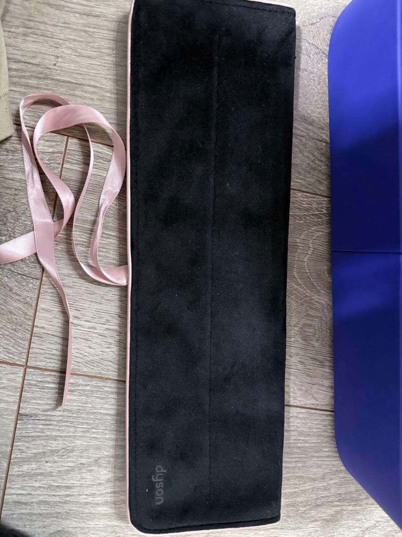 使用回数少　(美品)ダイソンヘアアイロン