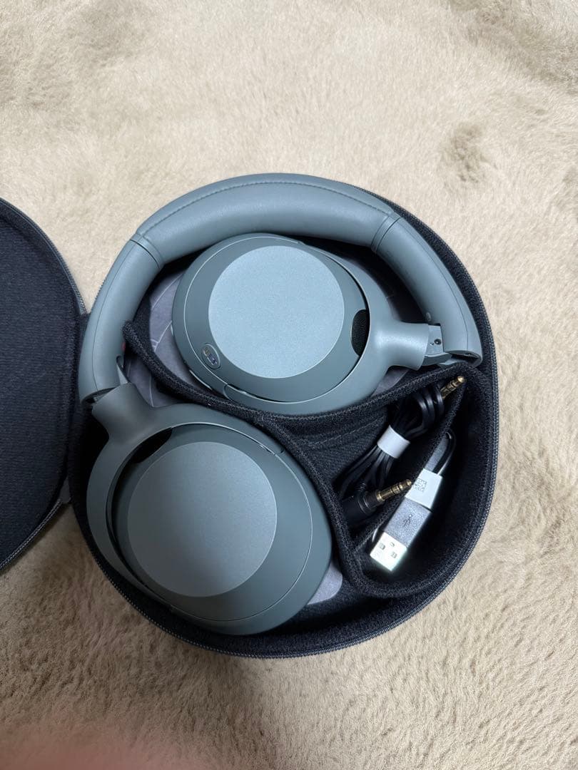SONY ULT WEARワイヤレスヘッドホン フォレストグレー