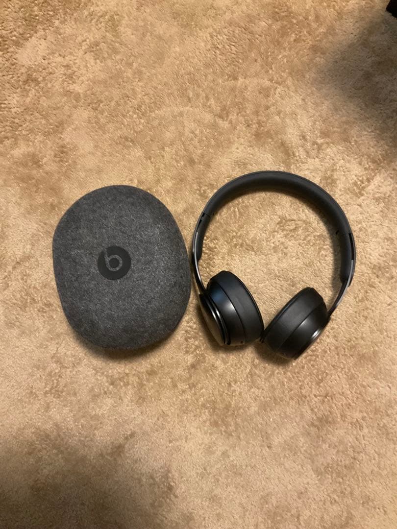 Beats Solo Proブラック 本体とケースのみ