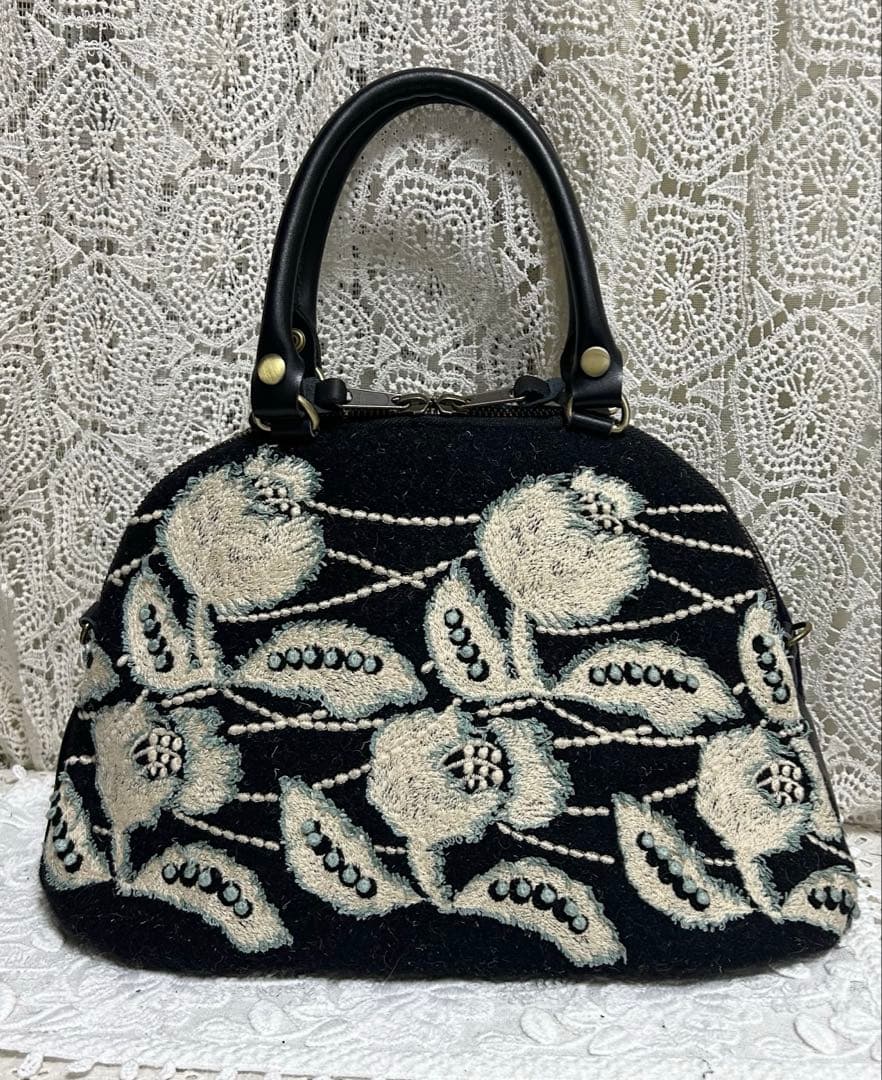 51206A ミナペルホネンハンドメイドブガッティ　 LLサイズ