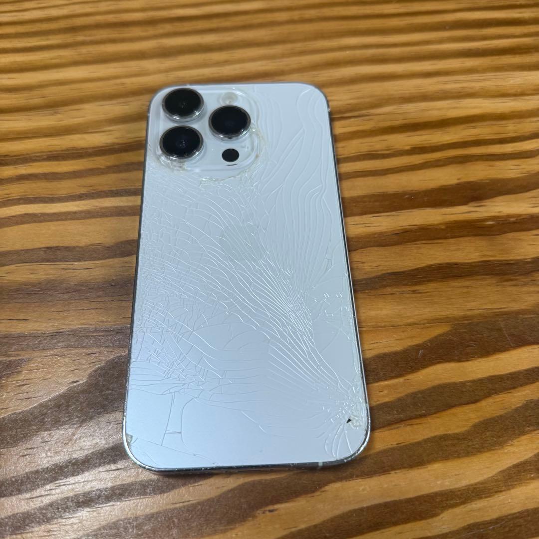 津*田様 iPhone14 pro 512GB 割れあり