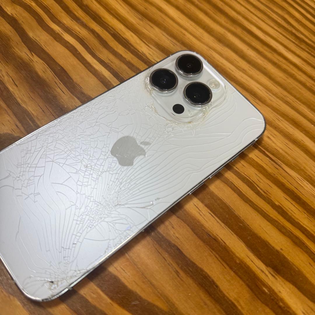 津*田様 iPhone14 pro 512GB 割れあり