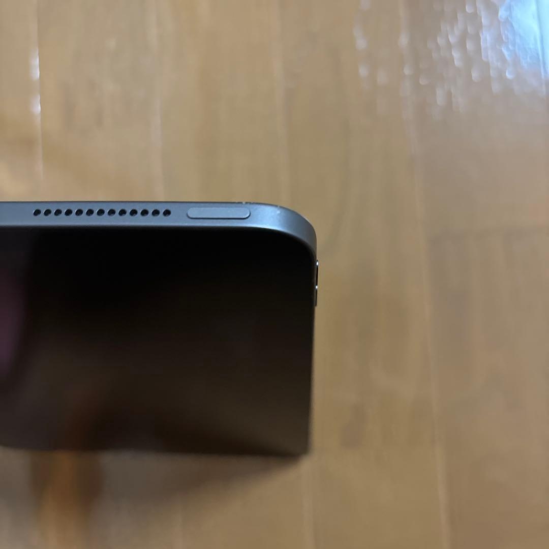 iPad本体 第2世代　128GBWi-Fiモデル画面にひび割れあり　箱付き