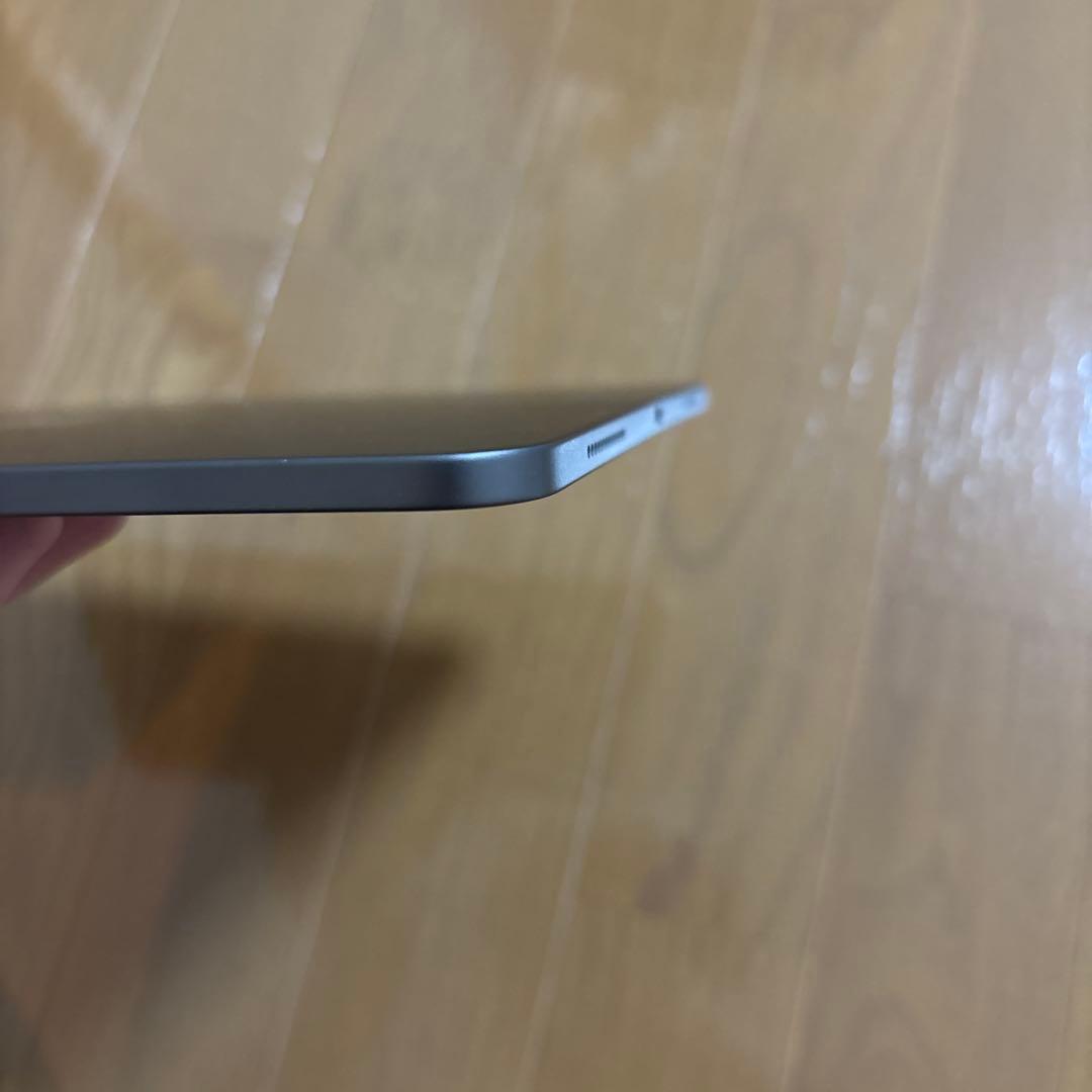 iPad本体 第2世代　128GBWi-Fiモデル画面にひび割れあり　箱付き