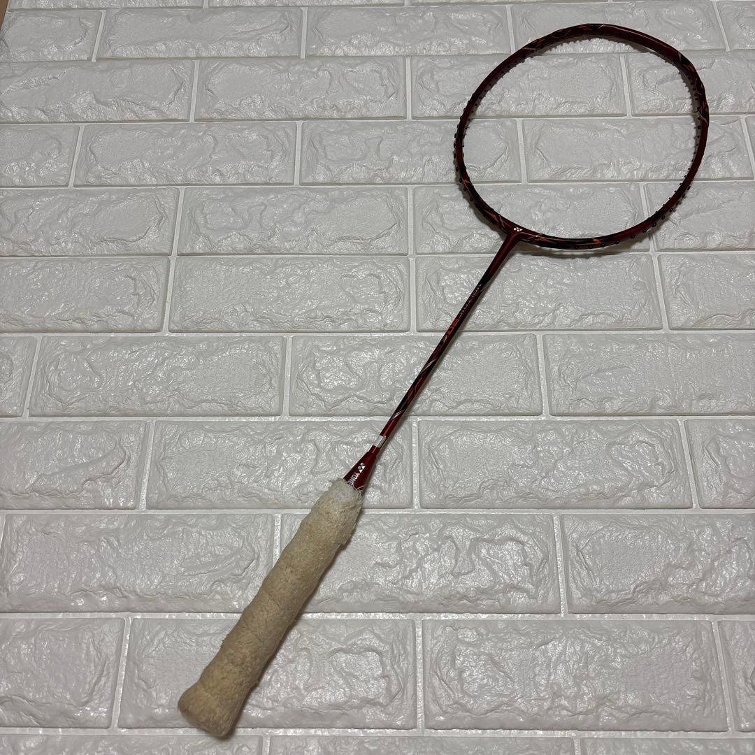 ヨネックス VOLTRIC ボルトリック 80E-tune 4U G5