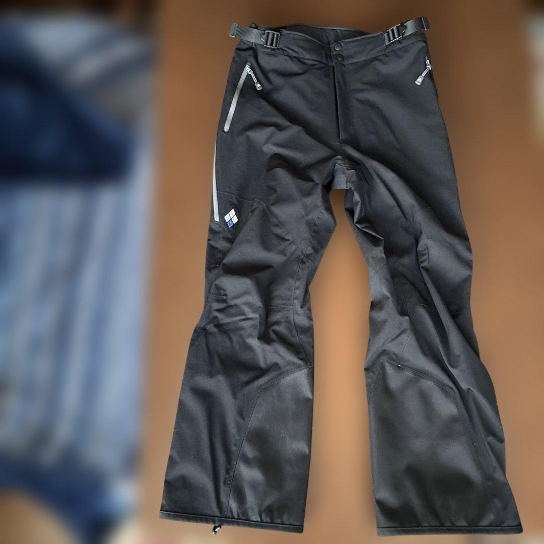 スキー用パンツ 黒 耐水性