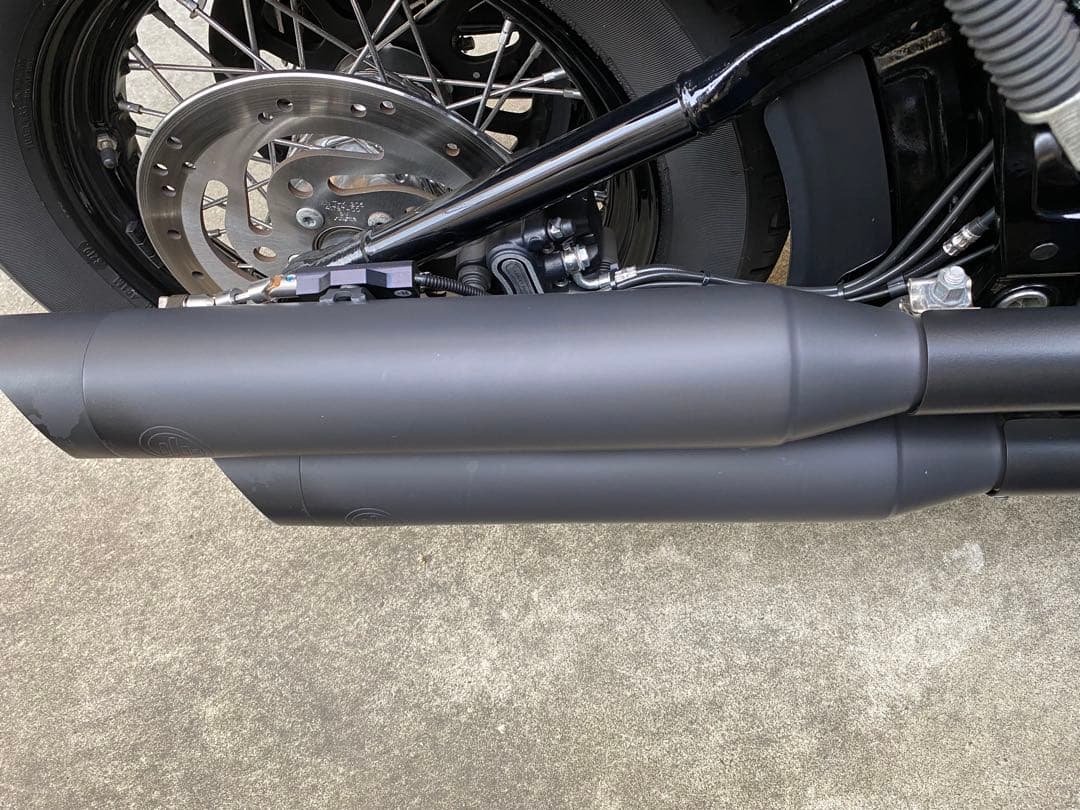 ハーレーダビッドソン マットブラック スリップオンマフラー