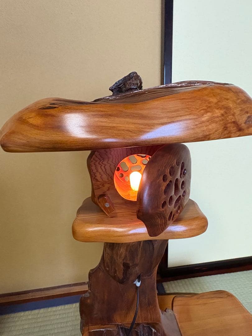 屋久杉　木製灯籠