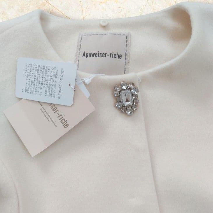 ♡アプワイザーリッシェ♡ビジューショートコート　アンゴラ　ウール