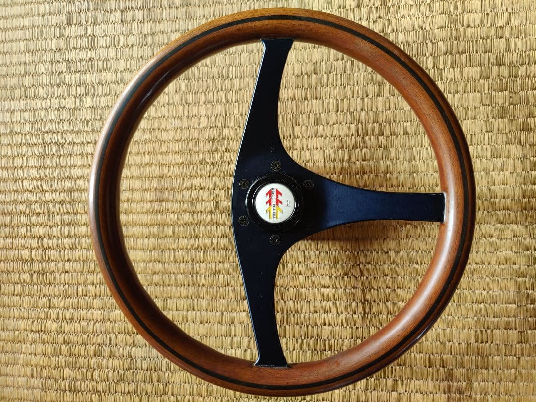 Momo Course ハンドル 直径36cm