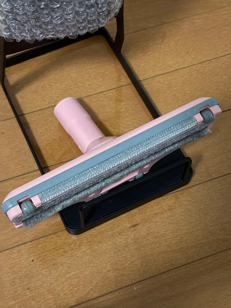 マキタ　コードレス掃除機　コードレスクリーナー　ピンク　スタンド付き