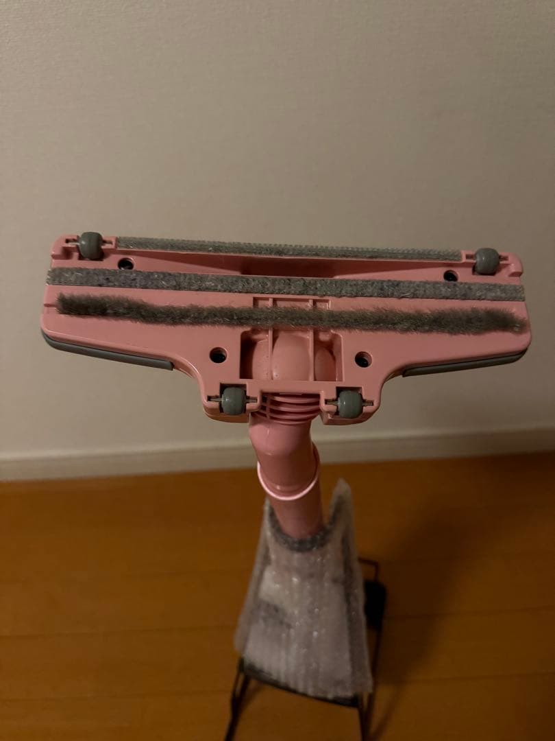 マキタ　コードレス掃除機　コードレスクリーナー　ピンク　スタンド付き