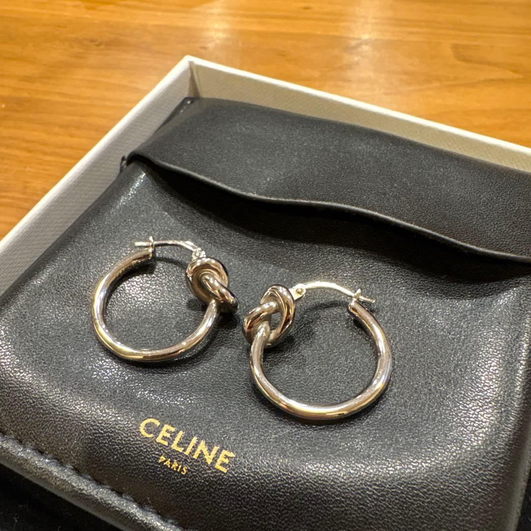 CELINE シルバーピアス 専用ケース付き