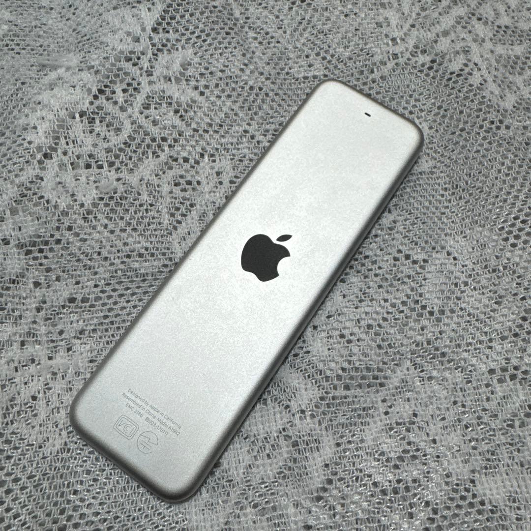 Apple TV / 本体・リモコン・ケーブル・箱