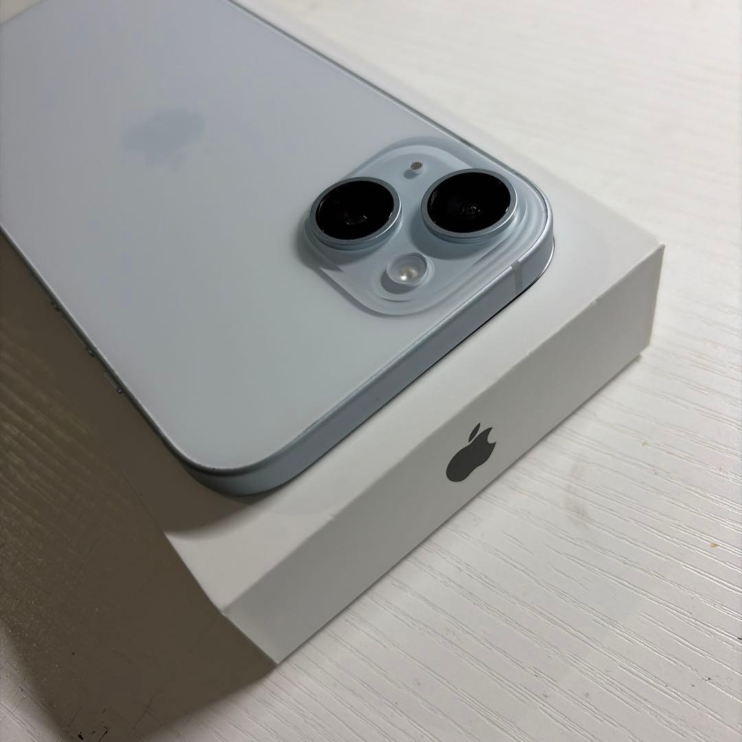 iPhone 15 128GB ブルー SIMフリー 極美品
