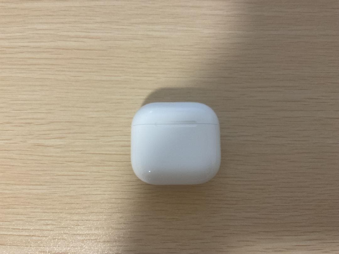 AirPods 4 ノイズキャンセリングなし