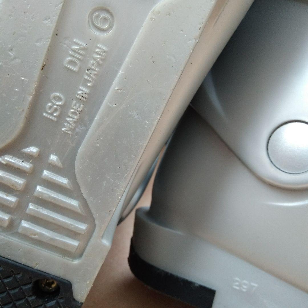 【超美品】軽めの日本製スキーブーツ GEN FACTORY CARVE 5