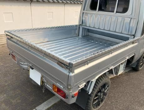 ダイハツハイゼットジャンボトラック用鳥居用L字縞板アルミシマ板コの字アオリカバー