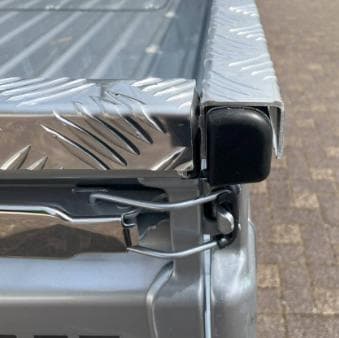 ダイハツハイゼットジャンボトラック用鳥居用L字縞板アルミシマ板コの字アオリカバー