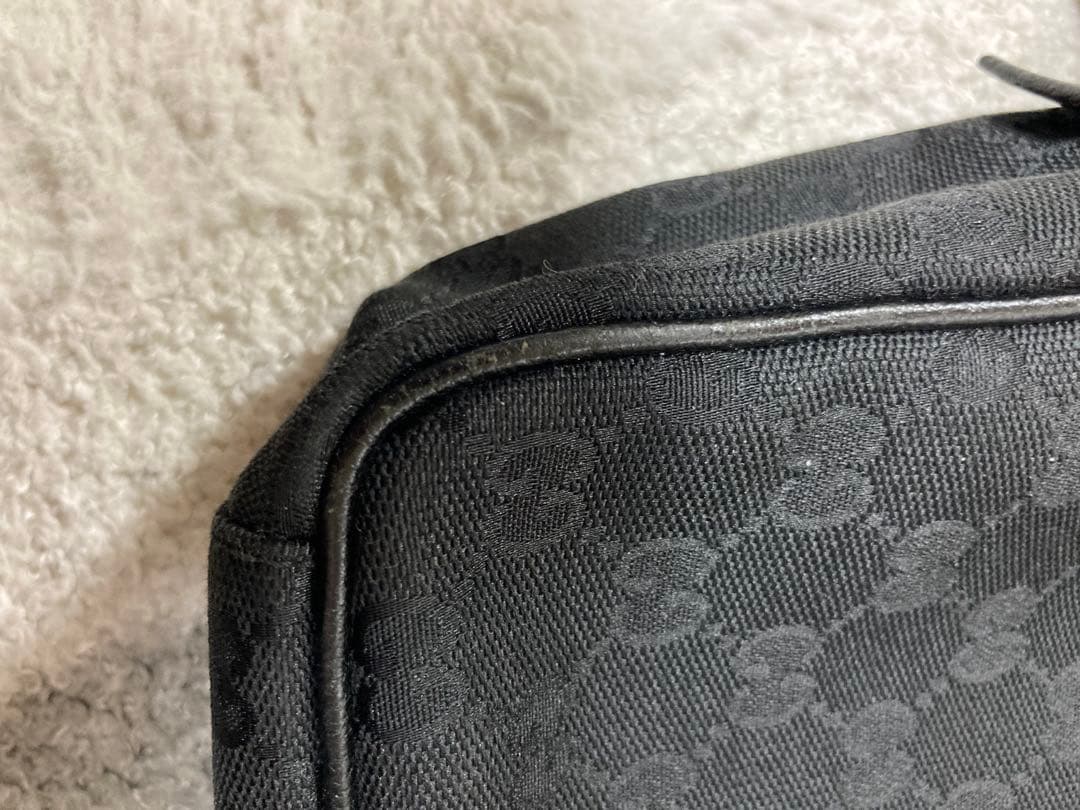 Gucci ブラック ショルダーバッグ