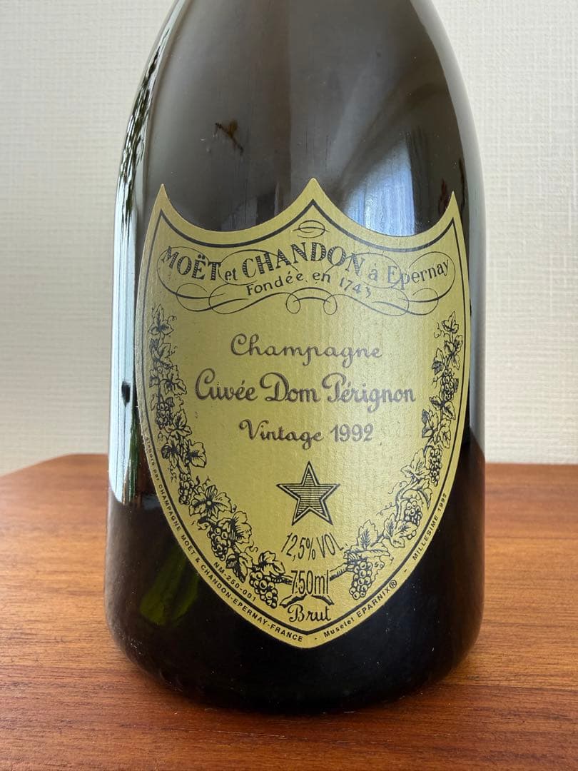 【未開封】モエ・エ・シャンドン クヴェ・ドン・ペリニョン 1992 古酒