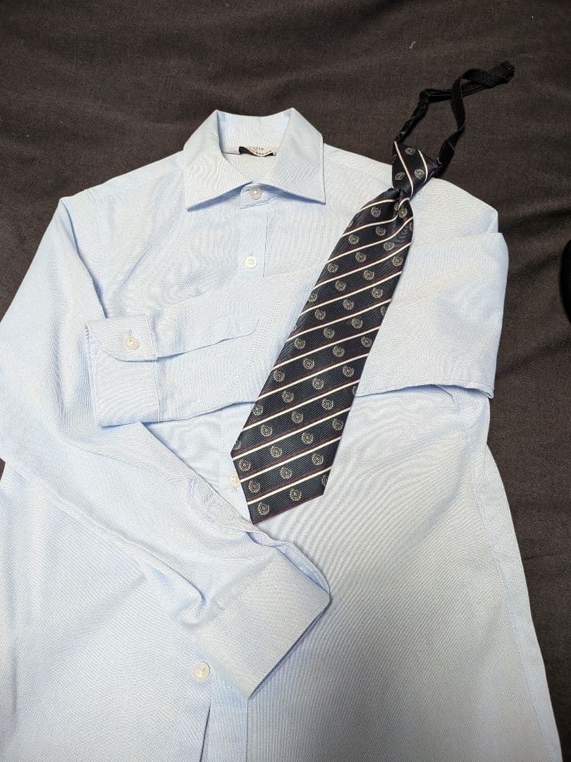 ネイビー スーツ 140cm ネクタイ付き　卒業式　セレモニー　4点セット