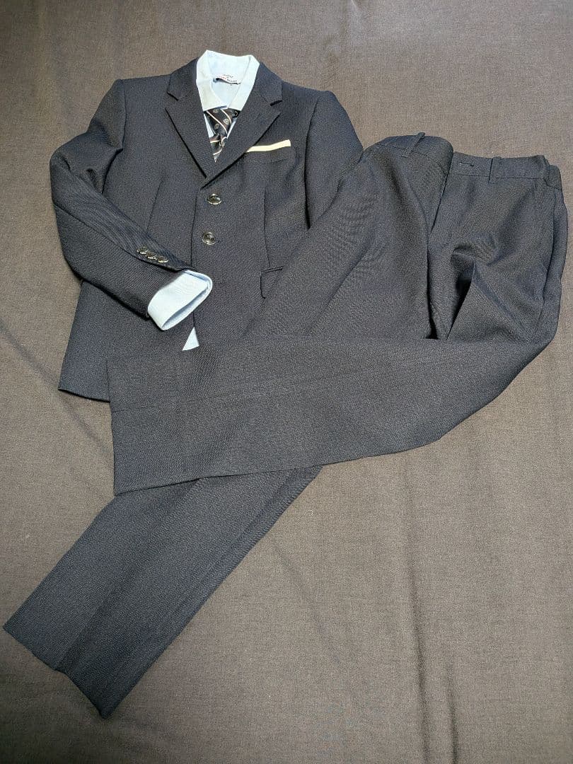 ネイビー スーツ 140cm ネクタイ付き　卒業式　セレモニー　4点セット