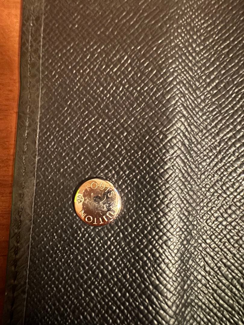 Louis Vuitton ブラックキーケース タイガ