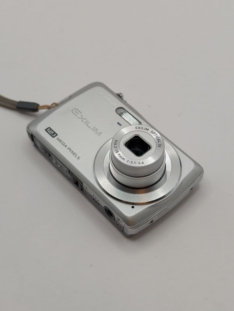 CASIO EXILIM EX-Z35 シルバー