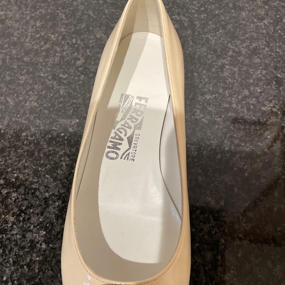 ✨未使用品✨サルヴァトーレフェラガモ　ヴァラ　バレリーナシューズ