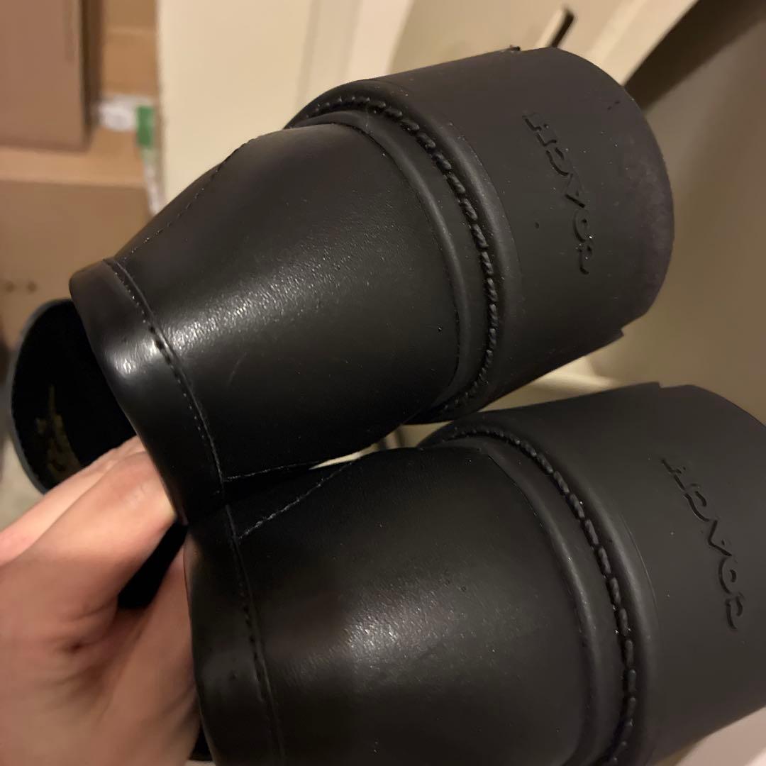 最終値下げ　表記8 サイズ25-25.5相当　COACH スタッズ付きローファー