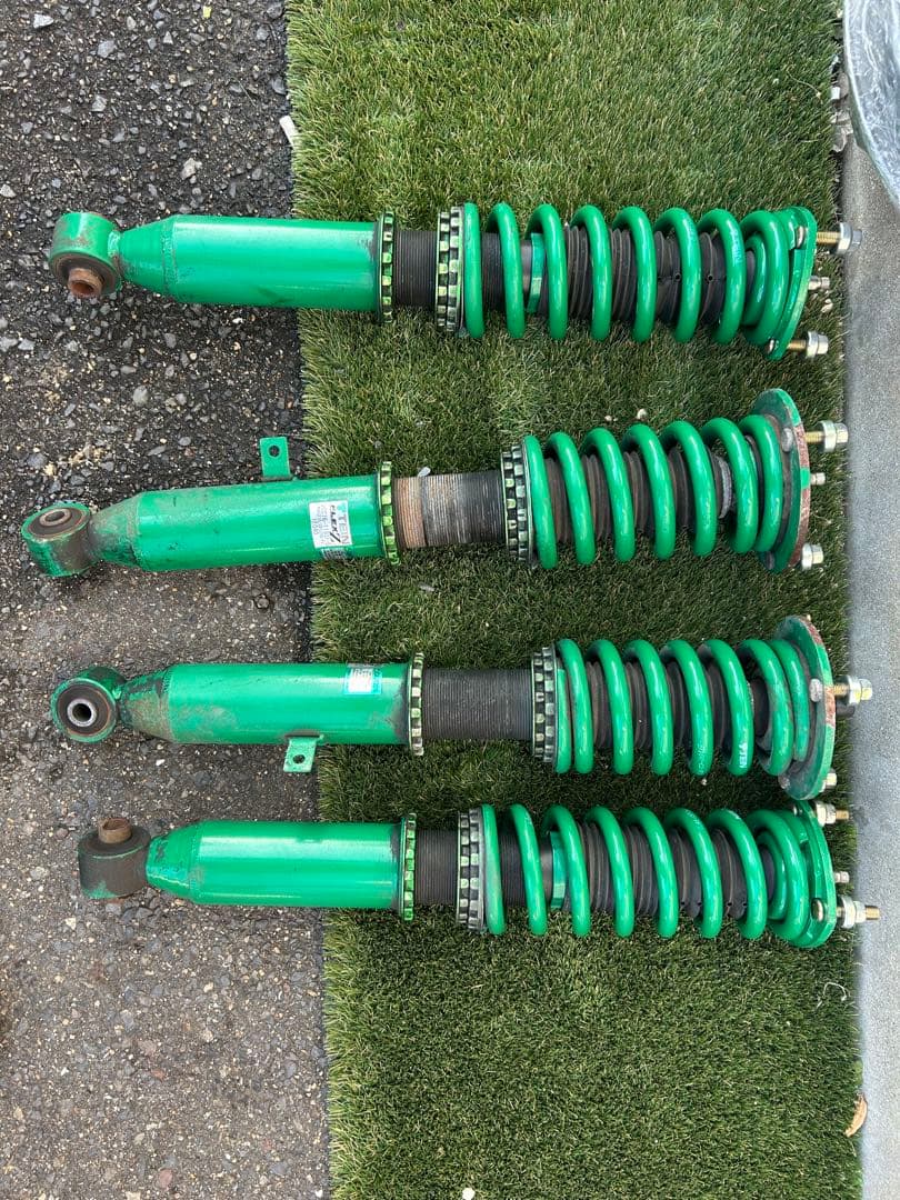 切れ痔  200系クラウンTEIN サスペンションキット 4本セット