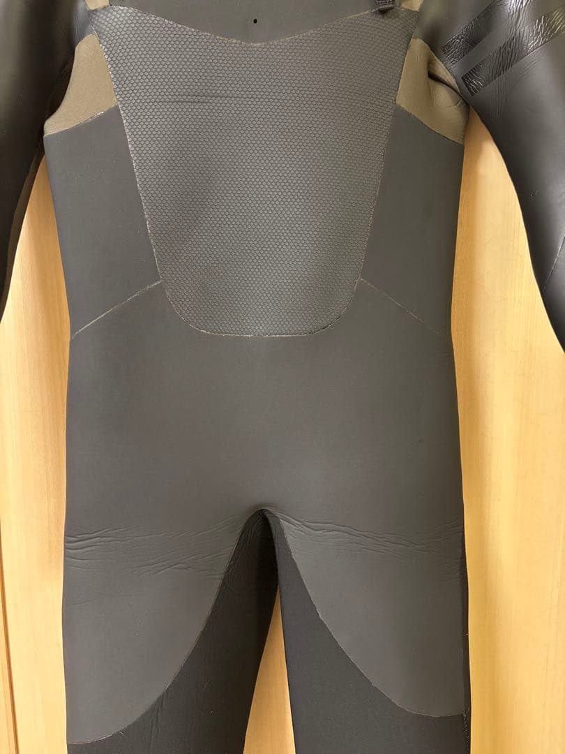 FELLOW メンズ セミドライ チェストジップ 5x3mm MLB