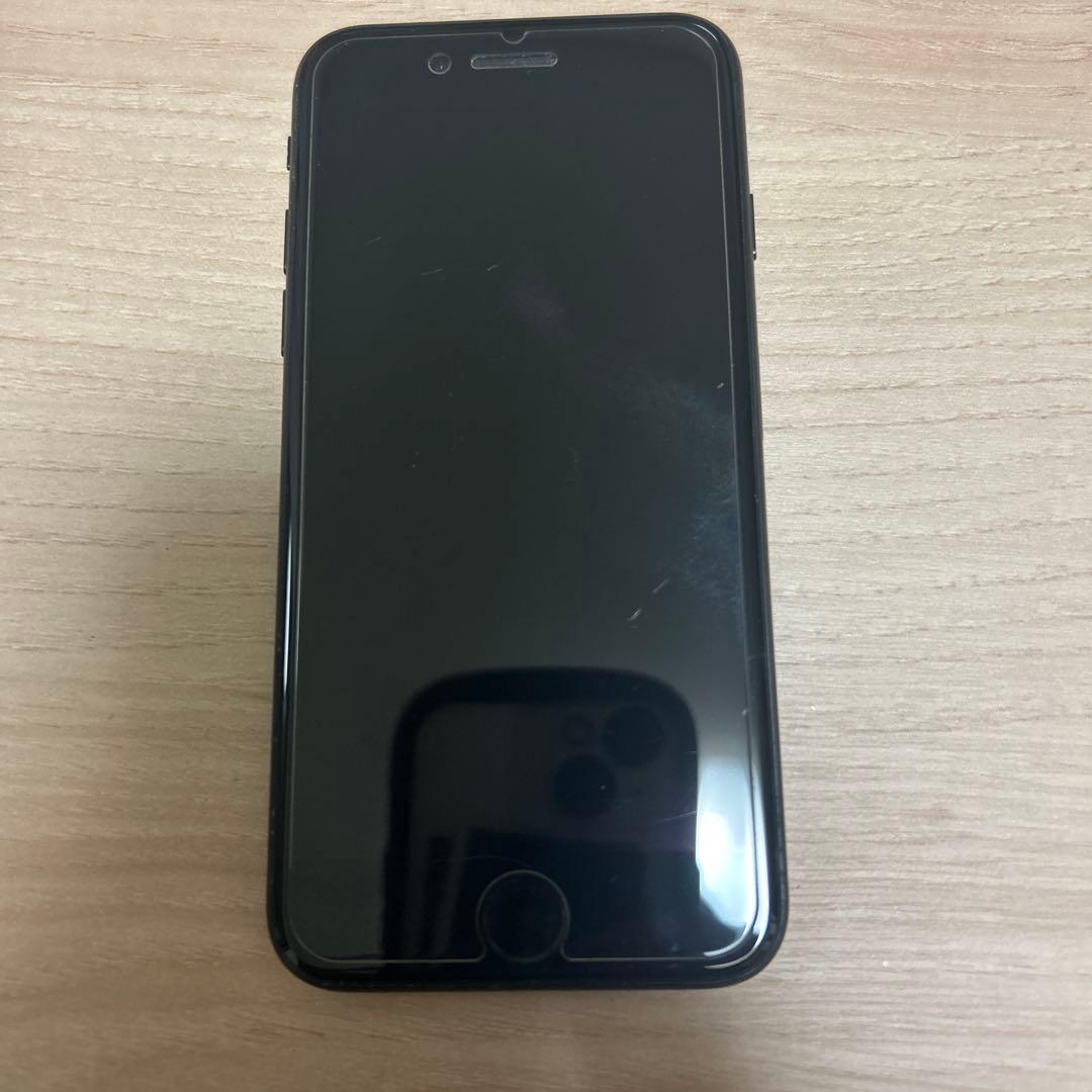 Apple iPhone SE2 (ブラック)