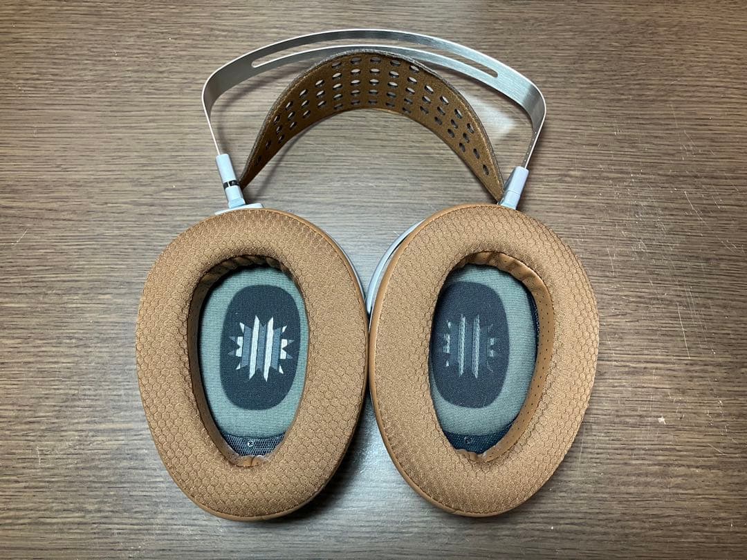Hifiman Audivina ヘッドホン 密閉型 平面駆動