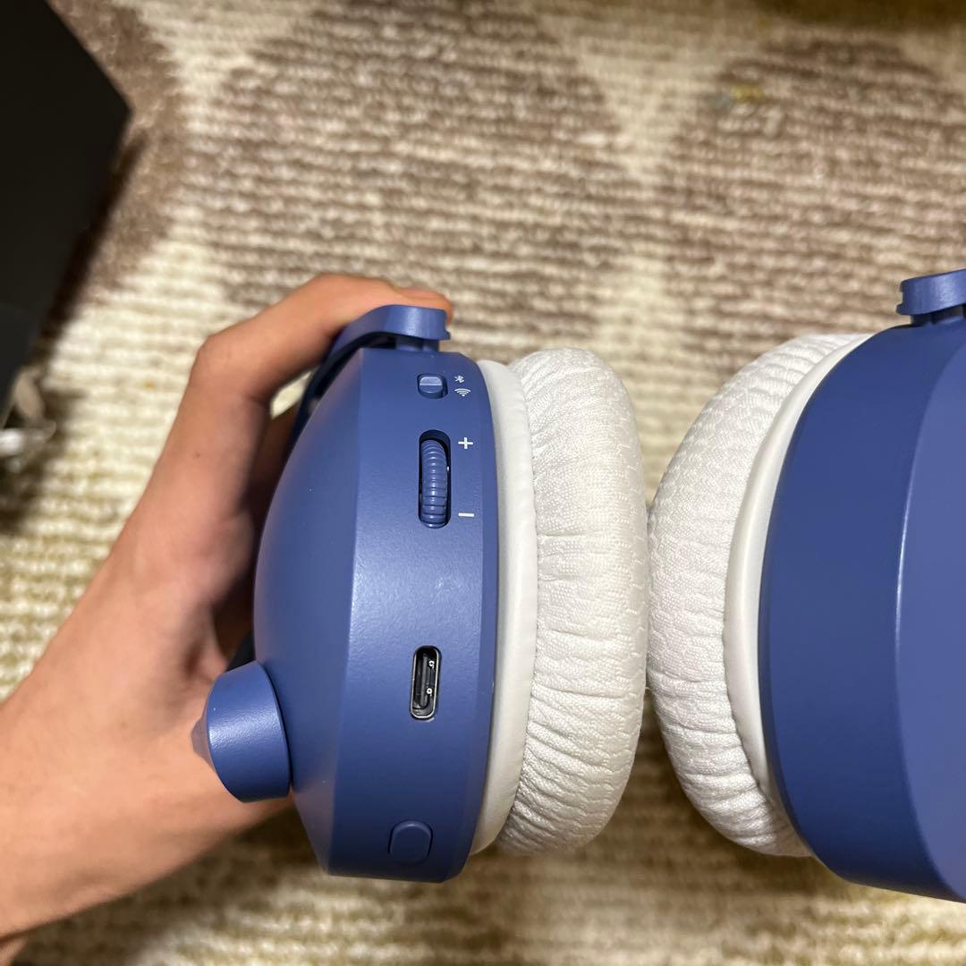 HyperX ゲーミングヘッドセット 青と白