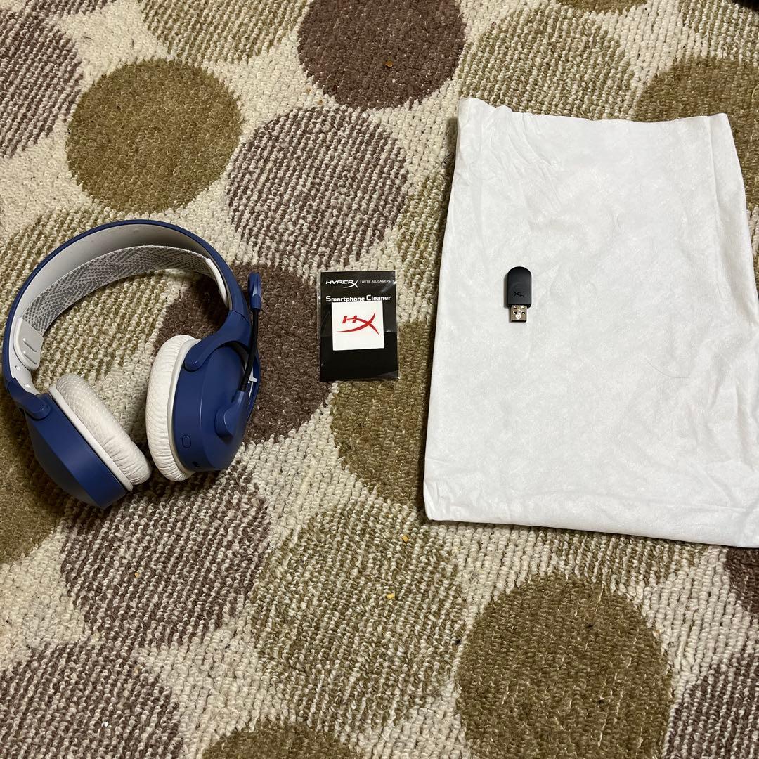 HyperX ゲーミングヘッドセット 青と白