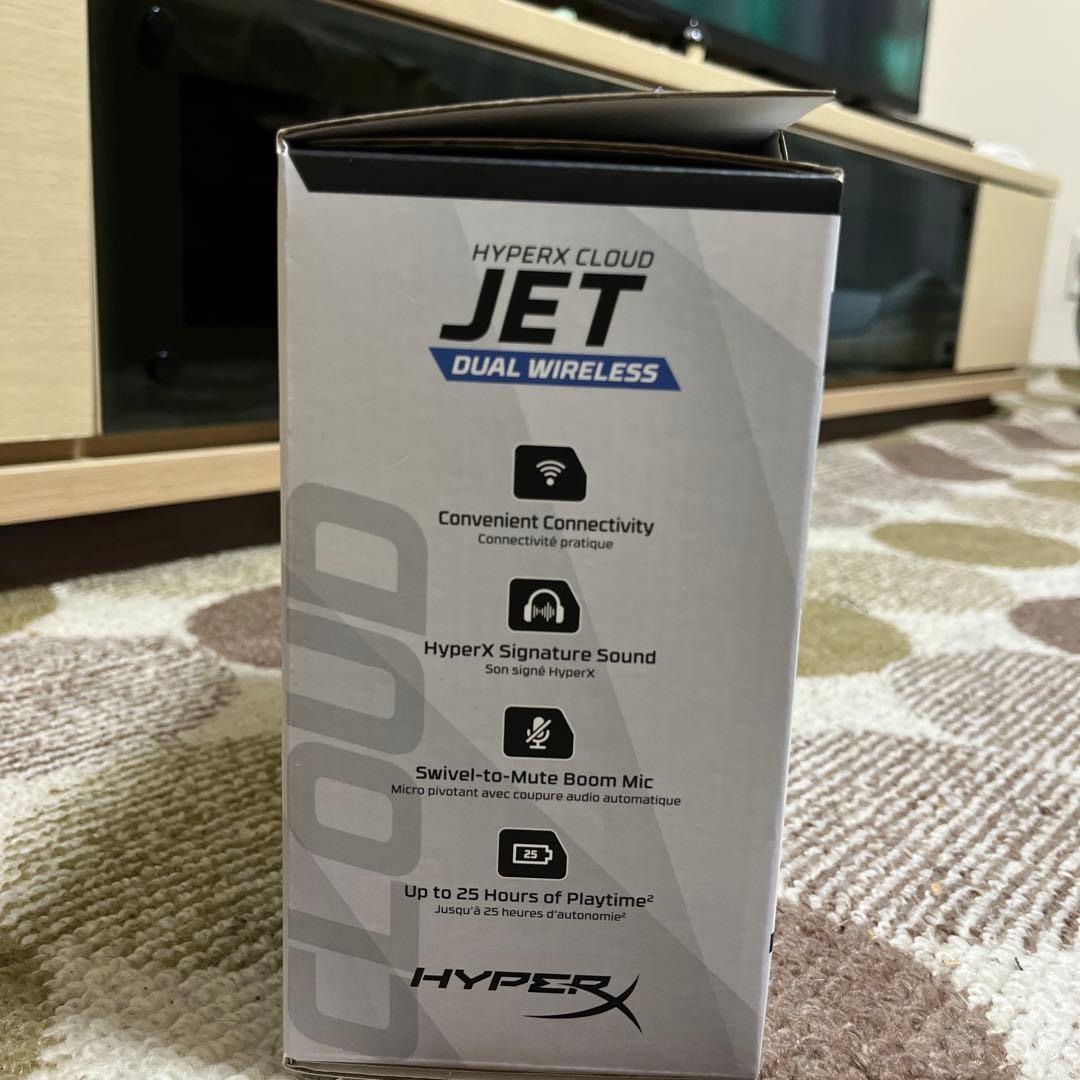 HyperX ゲーミングヘッドセット 青と白