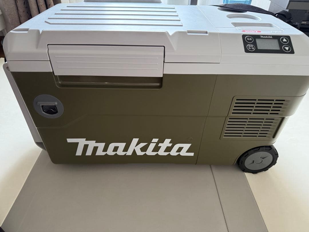 マキタ　保冷温庫20L