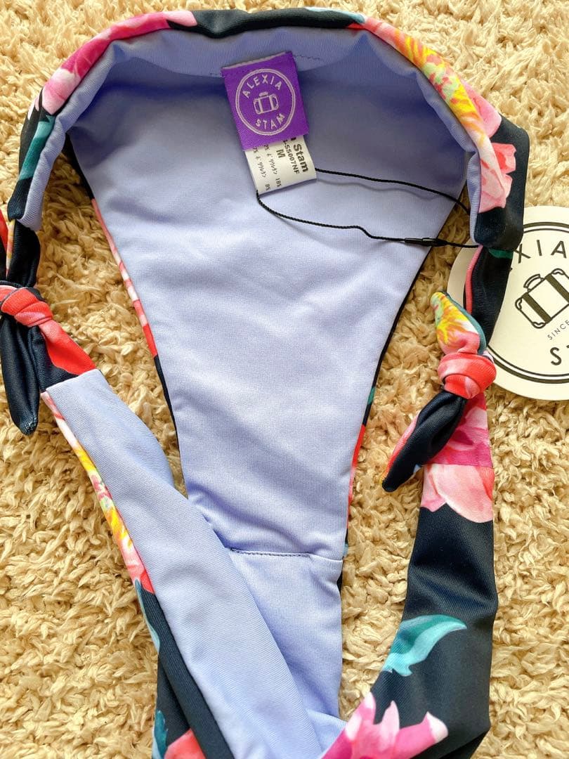 【未使用！タグ付き】ALEXIASTAM ビキニ 水着 セパレート 花柄　白