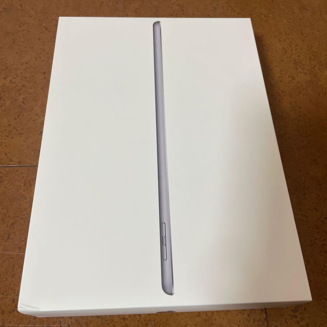 iPad 6th 本体と箱 シルバー　128gb MR7J2/A