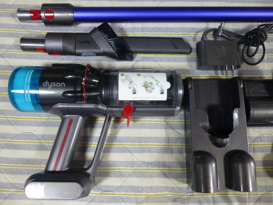 11/15まで激安販売　ダイソン micro 1.5kg SV21　 美品