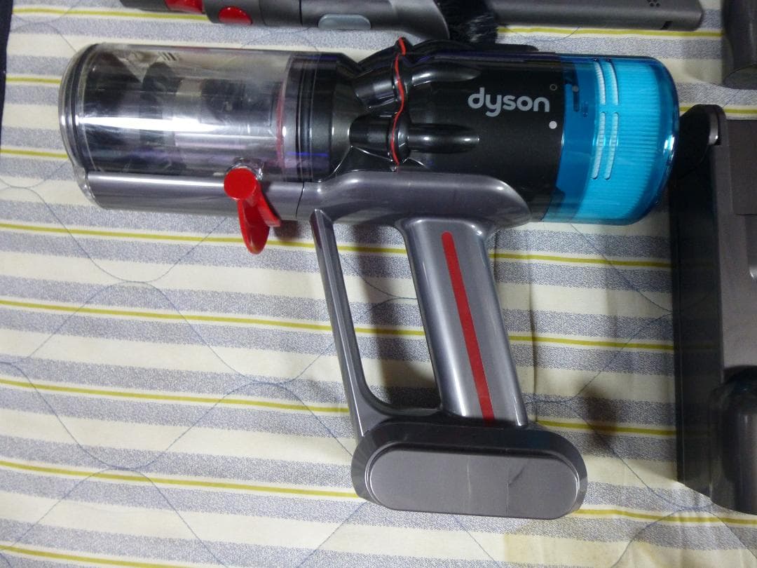 11/15まで激安販売　ダイソン micro 1.5kg SV21　 美品