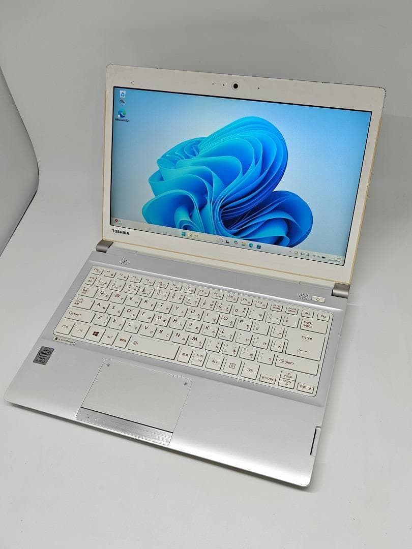【東芝】爆速 Corei7/新品SSD256GB ノートパソコン C7