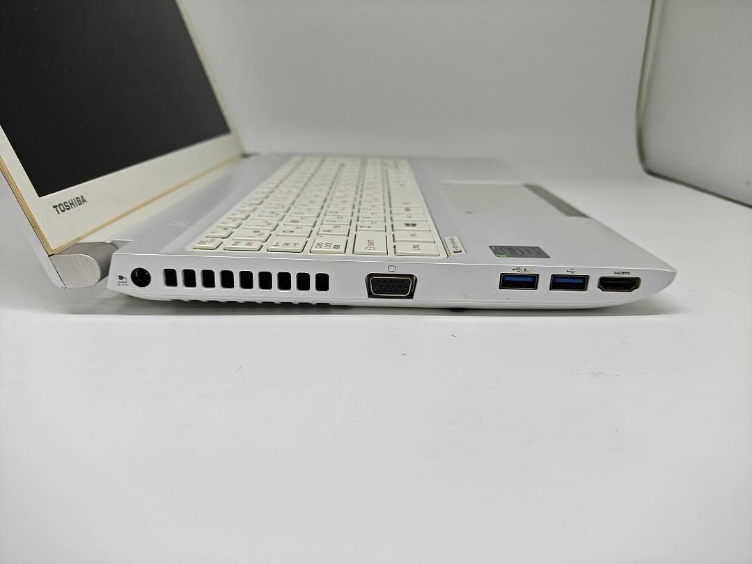 【東芝】爆速 Corei7/新品SSD256GB ノートパソコン C7